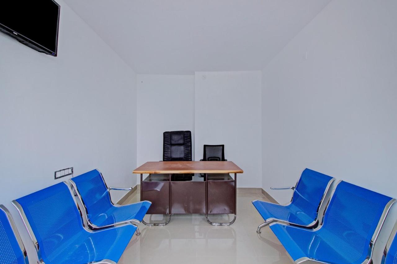 Oyo Flagship 81436 Palace Lodge Mangalore Eksteriør bilde
